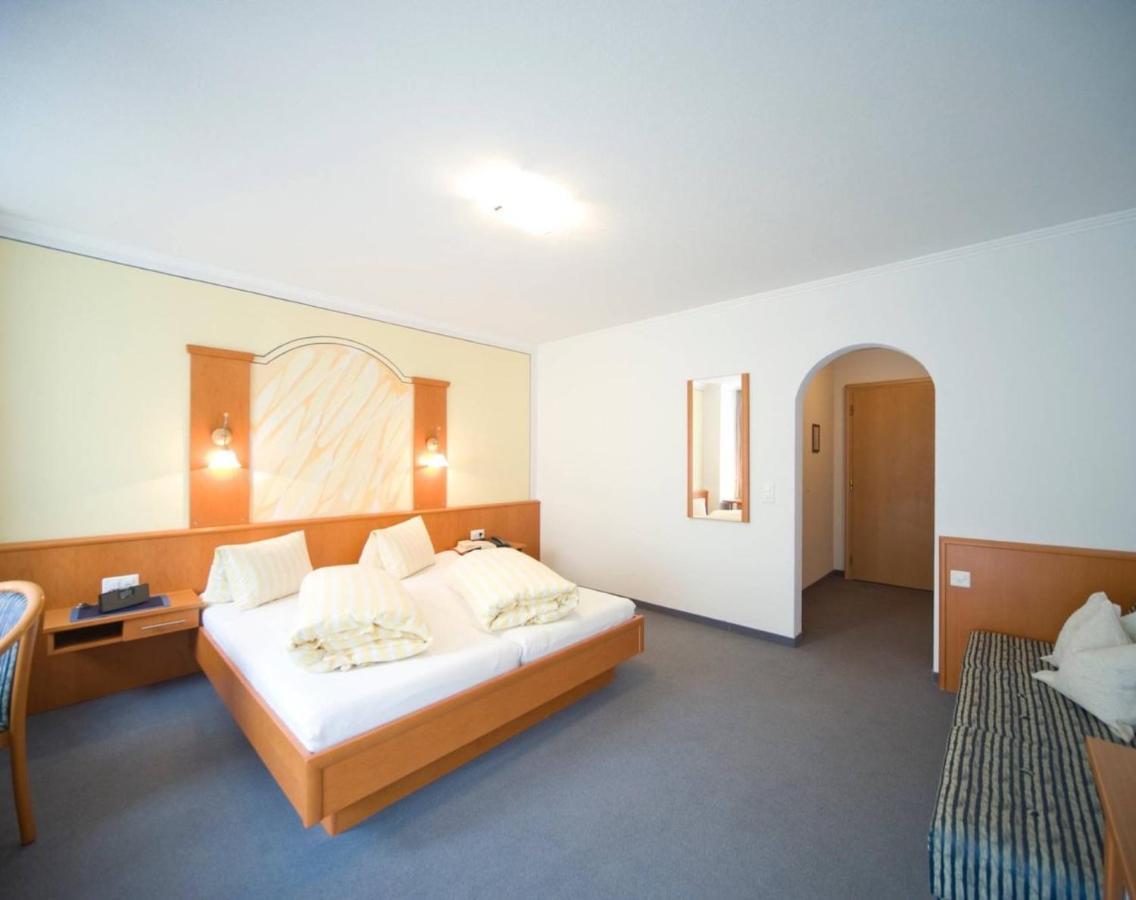 Soliva Hotel & Apartments Samnaun Bagian luar foto