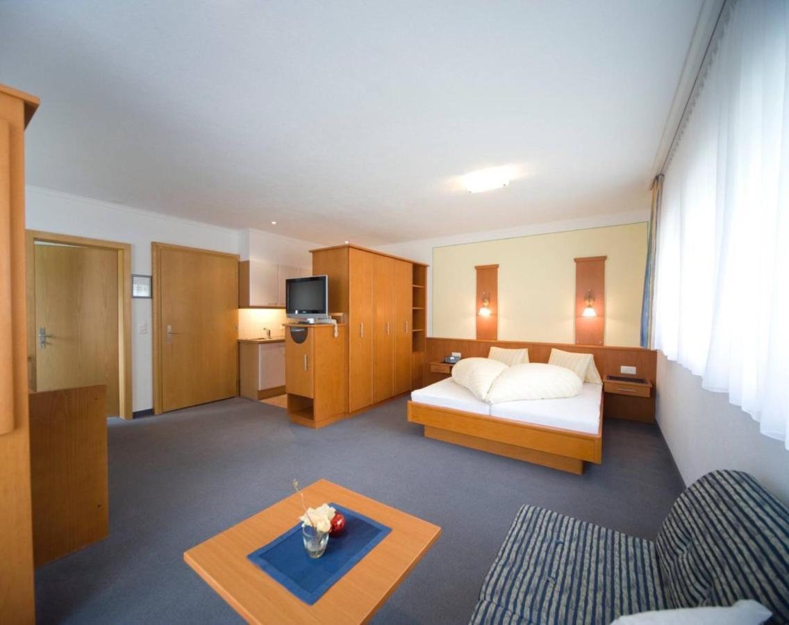 Soliva Hotel & Apartments Samnaun Bagian luar foto